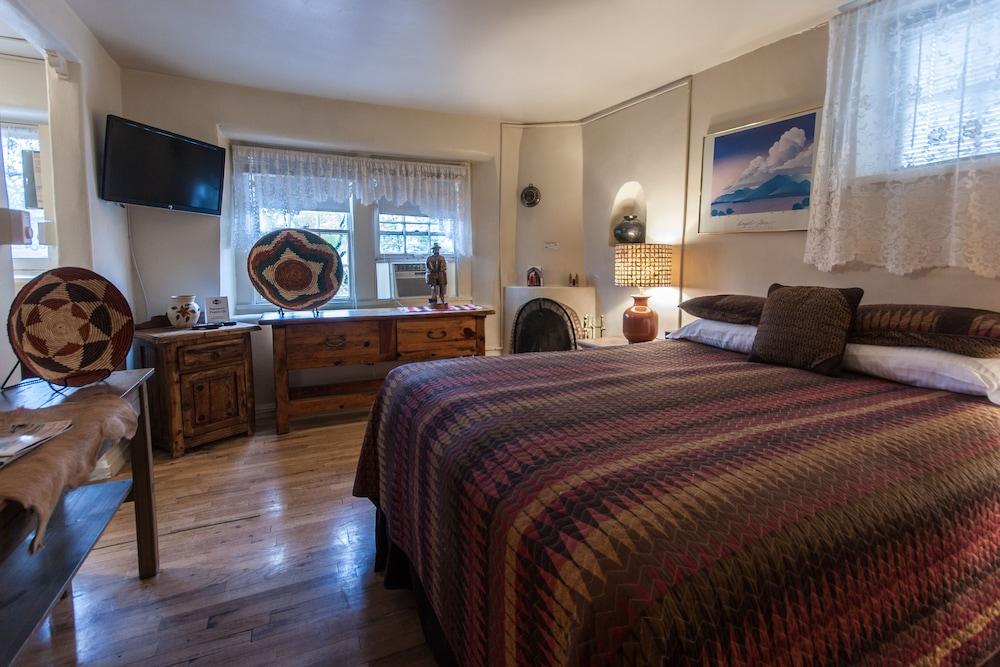 Inn Pueblo Bonito